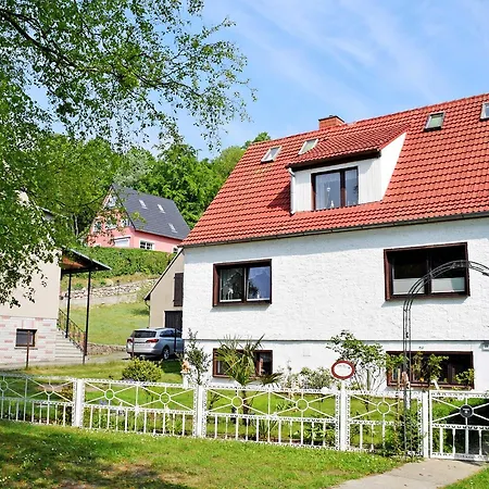 Ferienhaus Zum Suedstrand * Goehren (Ruegen)
